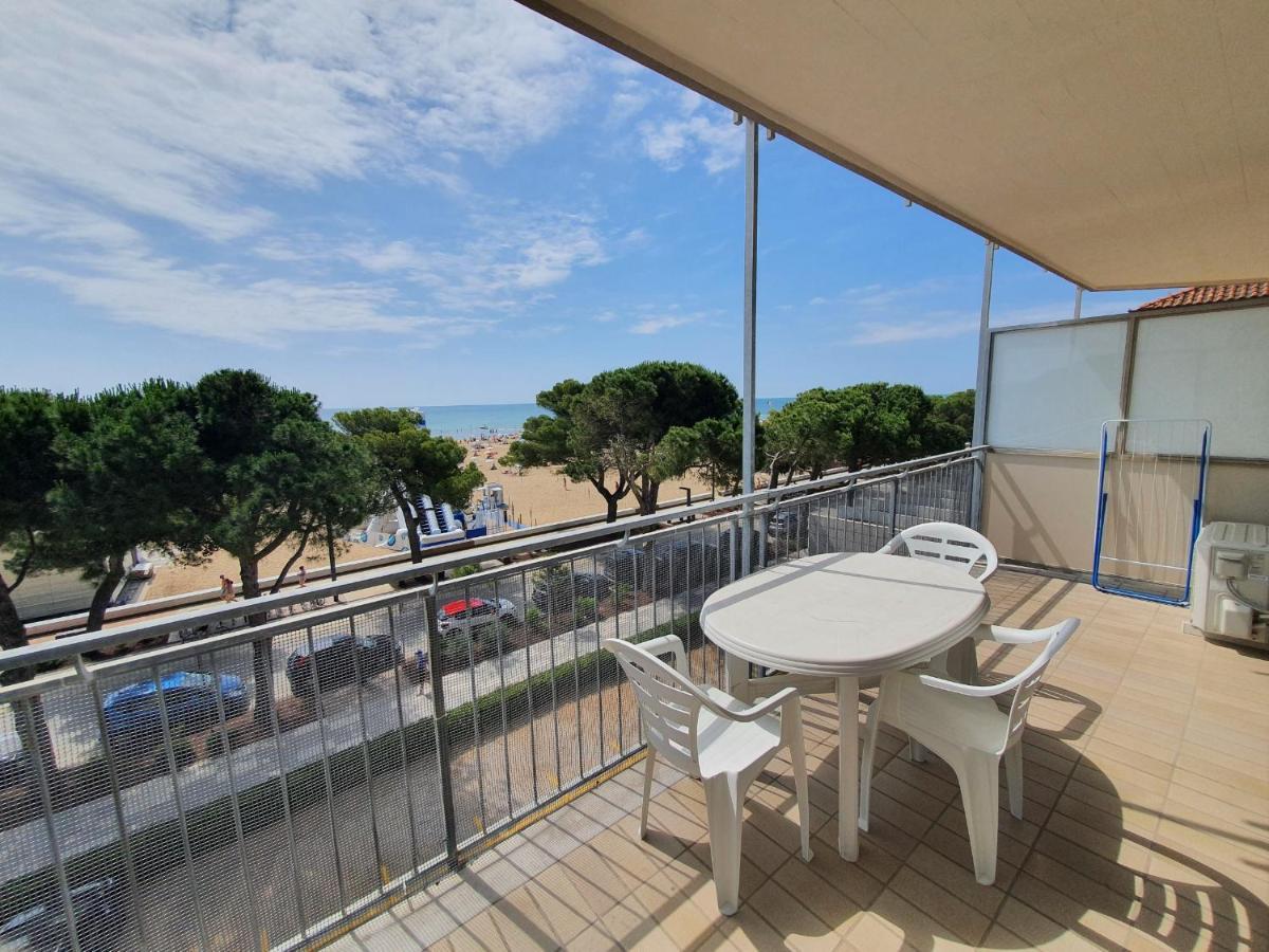 Residence La Zattera Lignano Sabbiadoro Kültér fotó